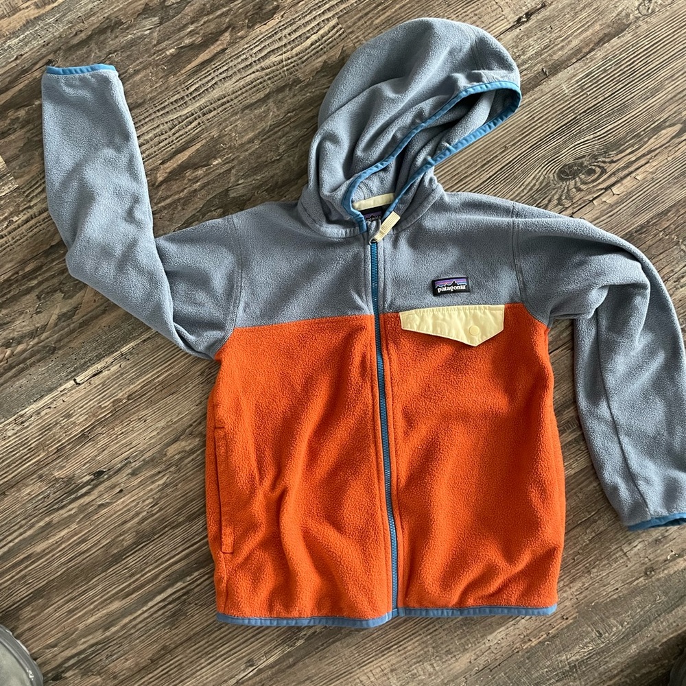 Kids Patagonia fleece jacket